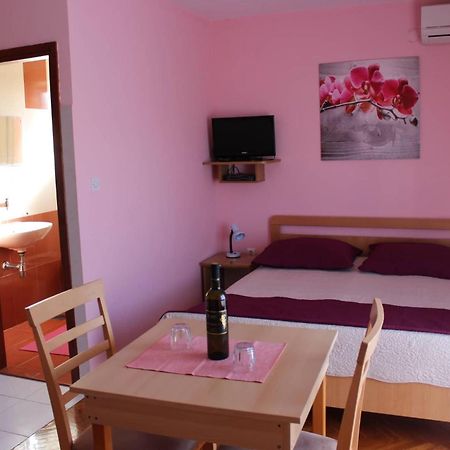 Apartments By The Sea Bibinje, Zadar - 5786 المظهر الخارجي الصورة