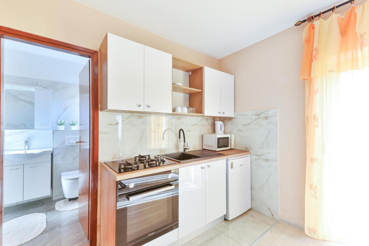 Apartments By The Sea Bibinje, Zadar - 5786 المظهر الخارجي الصورة